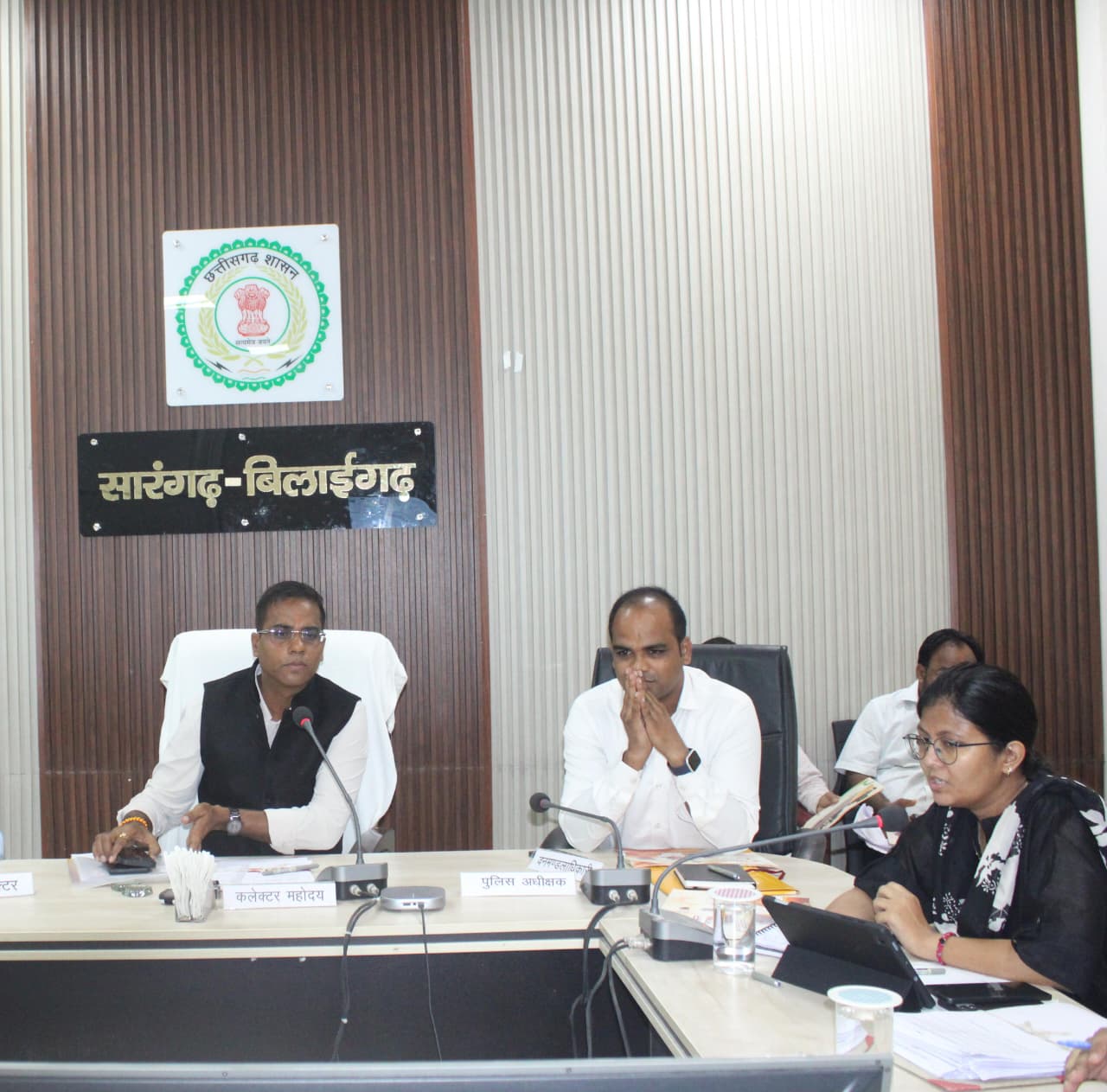 बच्चों के जाति प्रमाण बनाने में रूचि लें और शीघ्र बनाएं जाति प्रमाण पत्र:-कलेक्टर डाॅ. कन्नौजे…