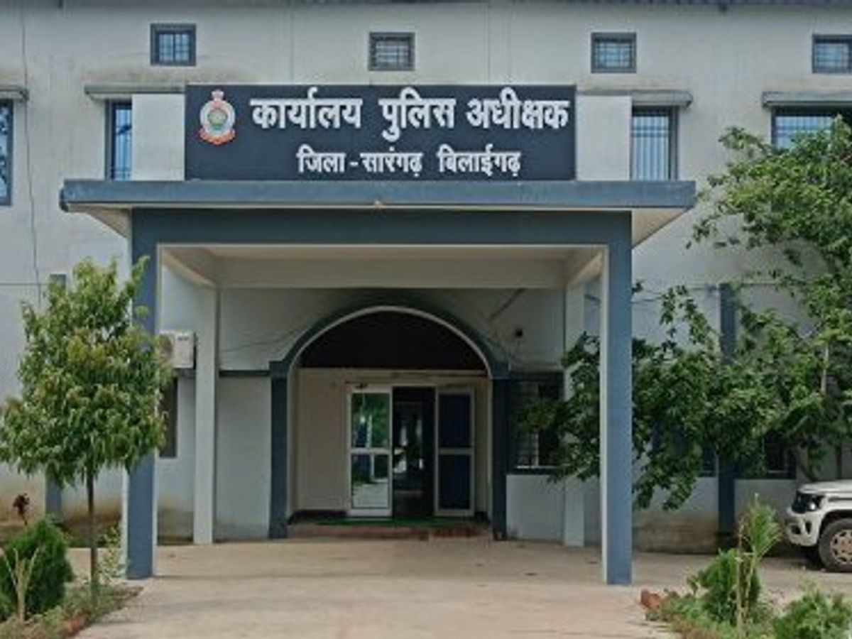 Big Breaking : सारंगढ़ बिलाईगढ़ जिले में पुलिस विभाग में बड़ा फेरबदल…80 पुलिस कर्मियों का तबादला…देखे पूरी लिस्ट…