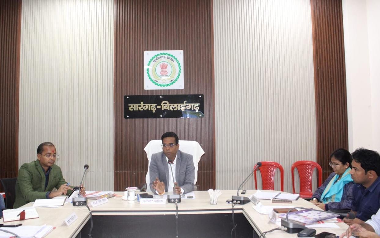 सभी निर्माण एजेंसी सड़क निर्माण कार्य गुणवत्ता के साथ करें-कलेक्टर…