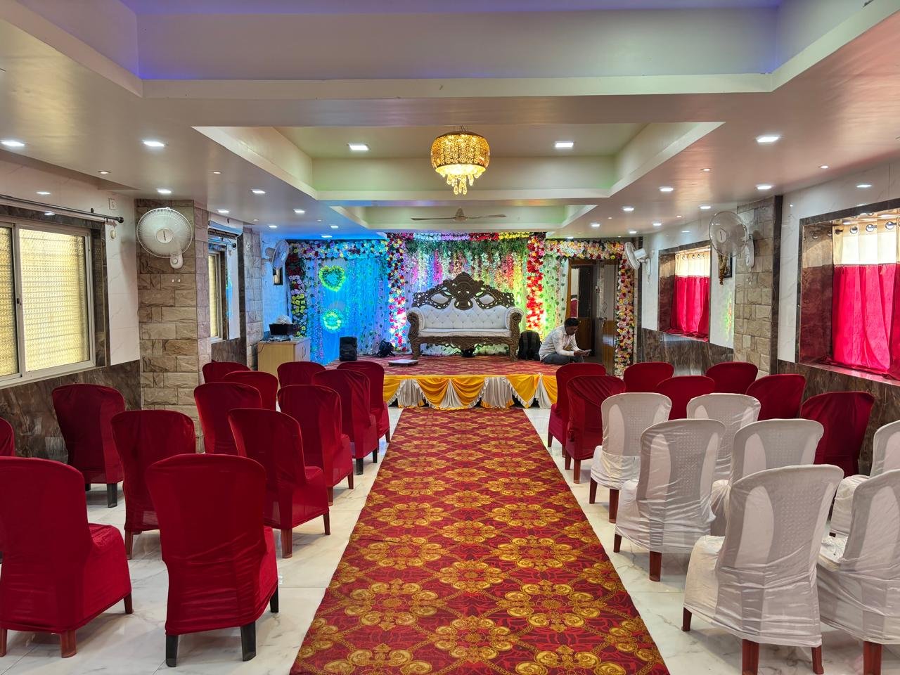 Marriage Halls in Alandi